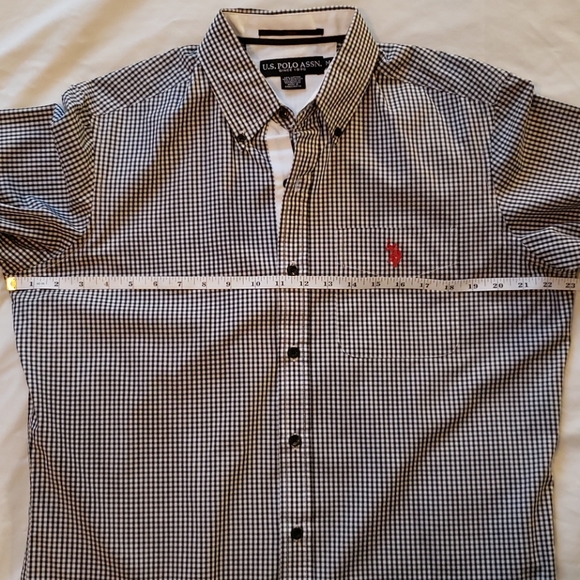 U.S. Polo Assn Plaid Button Down Shirt - Picture 3 of 7